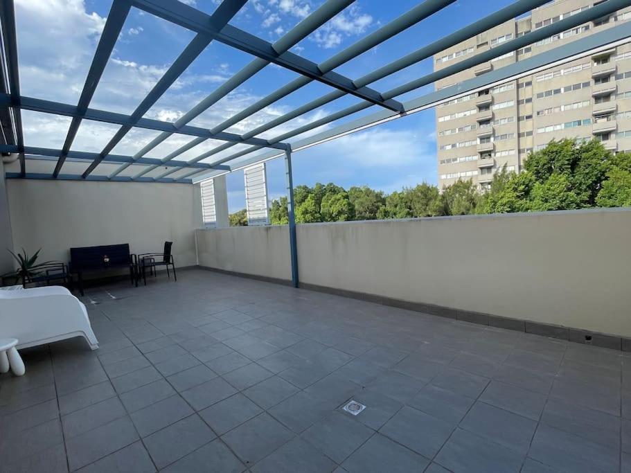 Amazing Penthouse In Waterloo Apartment